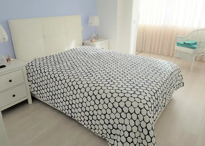 Avenida Dos Banhos Διαμέρισμα *