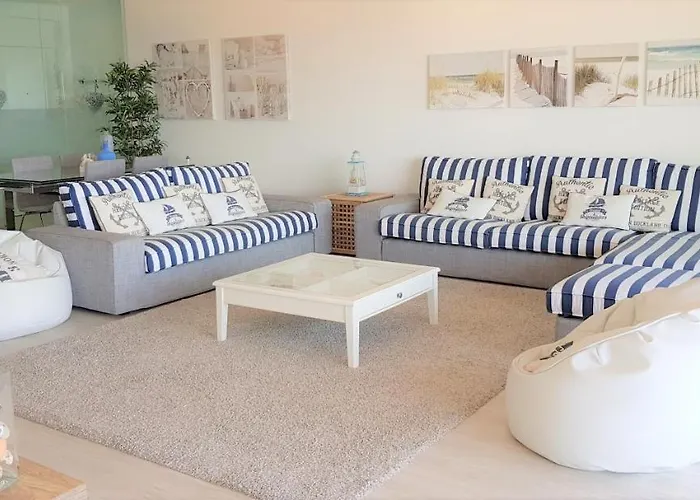 Avenida Dos Banhos Appartement