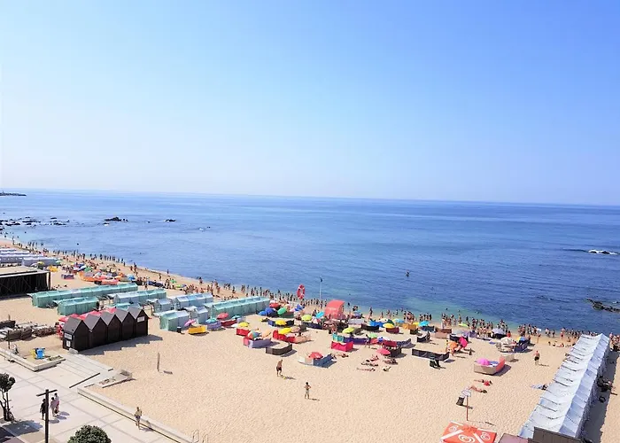 Avenida Dos Banhos *